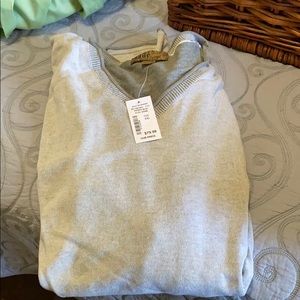 BNWT- men’s sweater